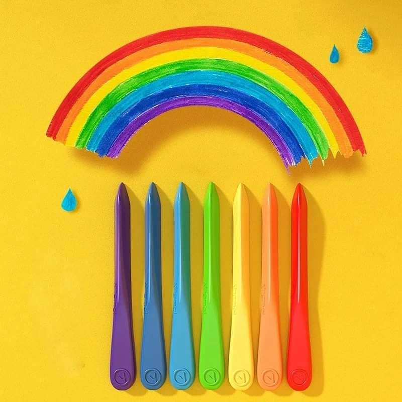 12 Pcs Plastic Crayons Set