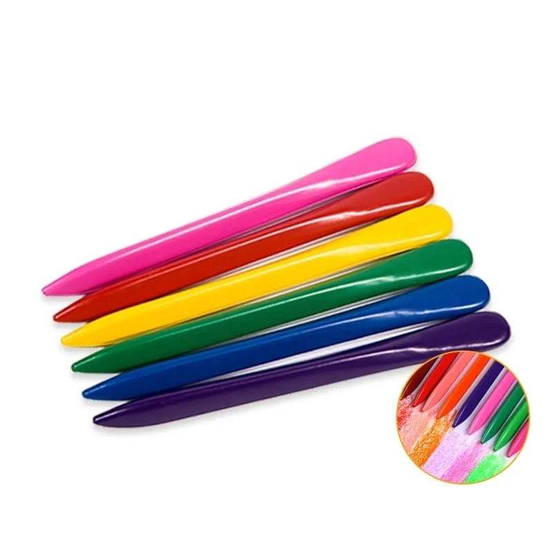 12 Pcs Plastic Crayons Set