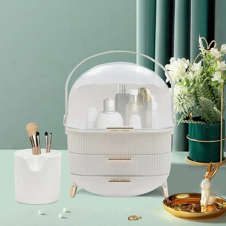 Large Capacity Cosmetic Organizer