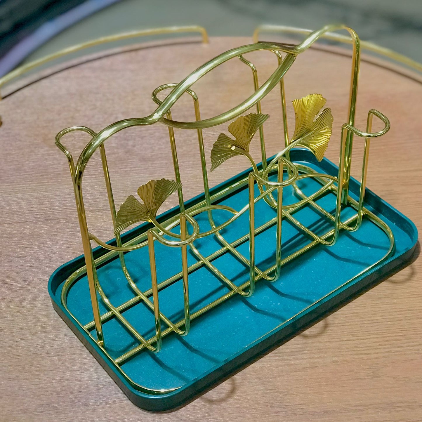 Luxury Metal Golden Glass Stand