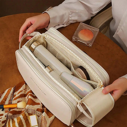 Versatile and Stylish Cosmetic Bag