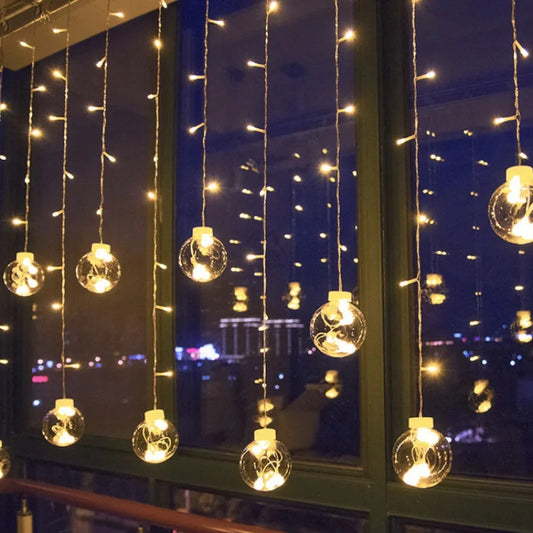 Berry Ball Curtain Lights