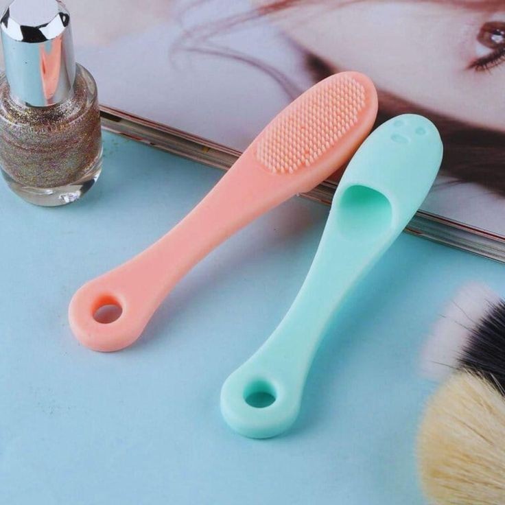 Nose Cleaning Brush