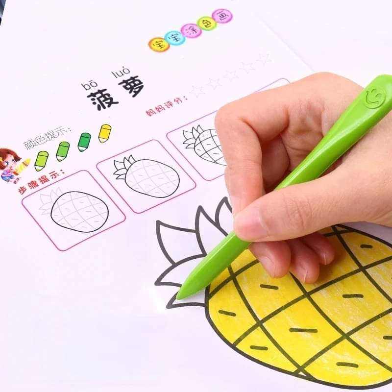 12Pcs Plastic Crayons Set