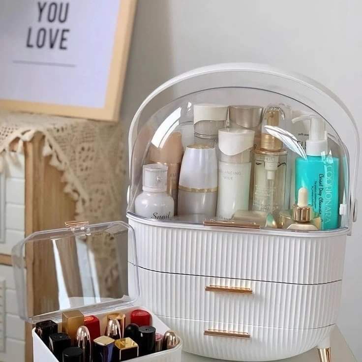 Large Capacity Cosmetic Organizer