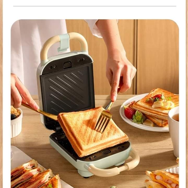 Sandwich maker