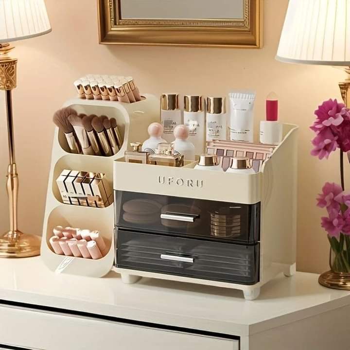 Luxury Cosmetics Organizer With Brush Holder