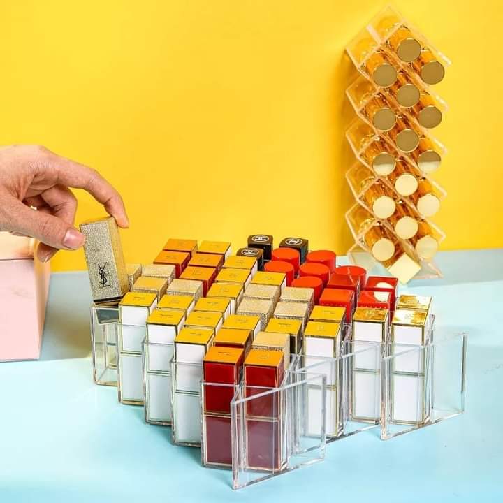 16 Grid Acrylic Lipstick Organizer