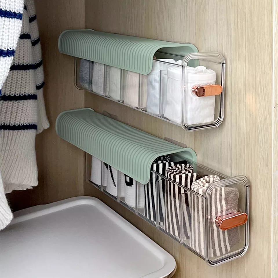 Multinational Wall Hanging Organizer