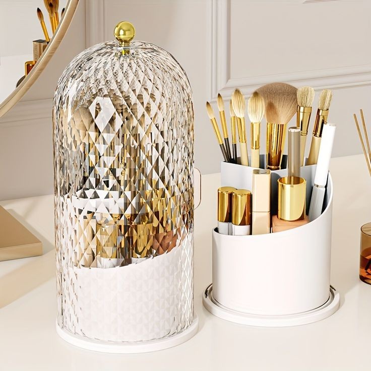 Luxury Diamond Pattern Rotating Brush Holder