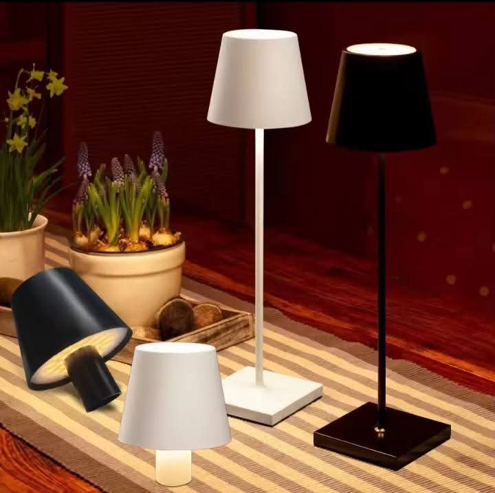 Metallic Touch Control LED Lamp