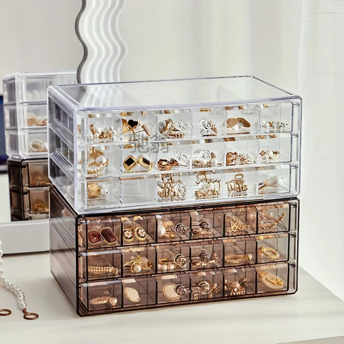 72 – Grids Drawer Transparent Jewellery Box