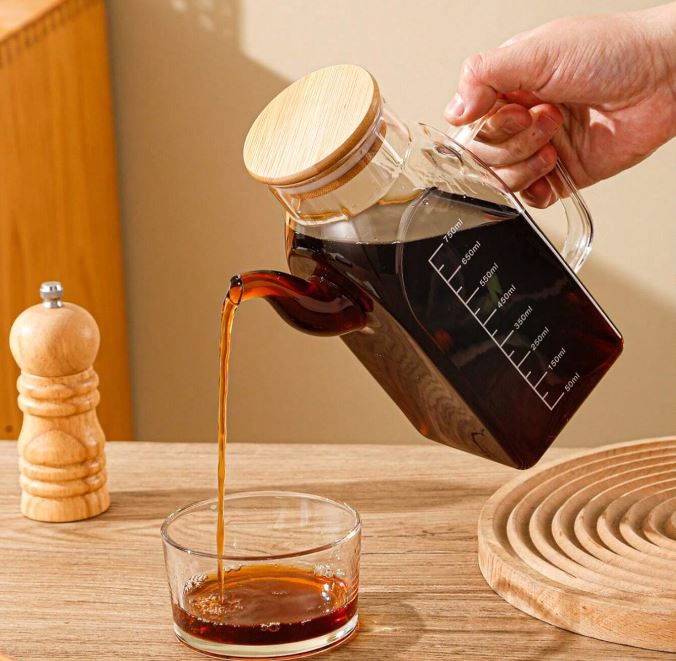High Borosilicate Glass Oil Jug With Wooden Lid